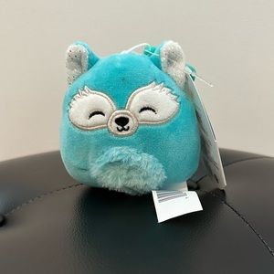 Dabney Squishmallow clip